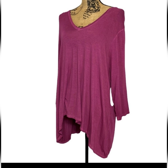 1X Boutique Raspberry Asymmetrical Tunic - Picture 3 of 3
